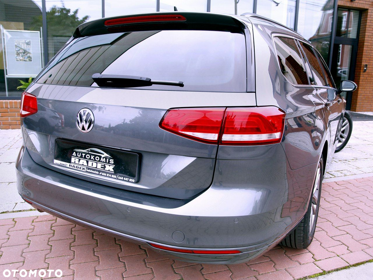 Volkswagen Passat - 29