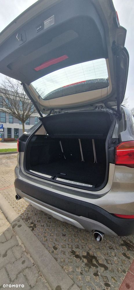 BMW X1 xDrive25d xLine sport - 17