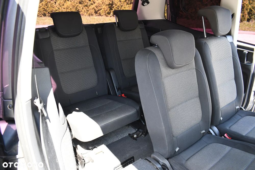 Volkswagen Sharan - 17