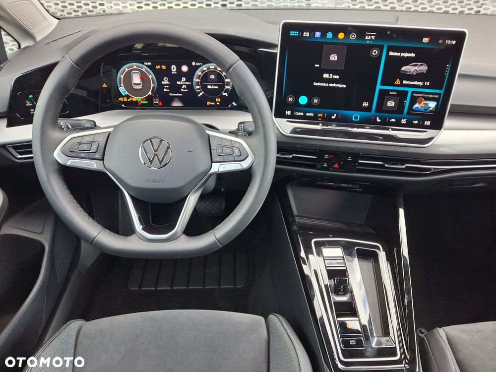 Volkswagen Golf 1.5 eTSI mHEV Style DSG - 22