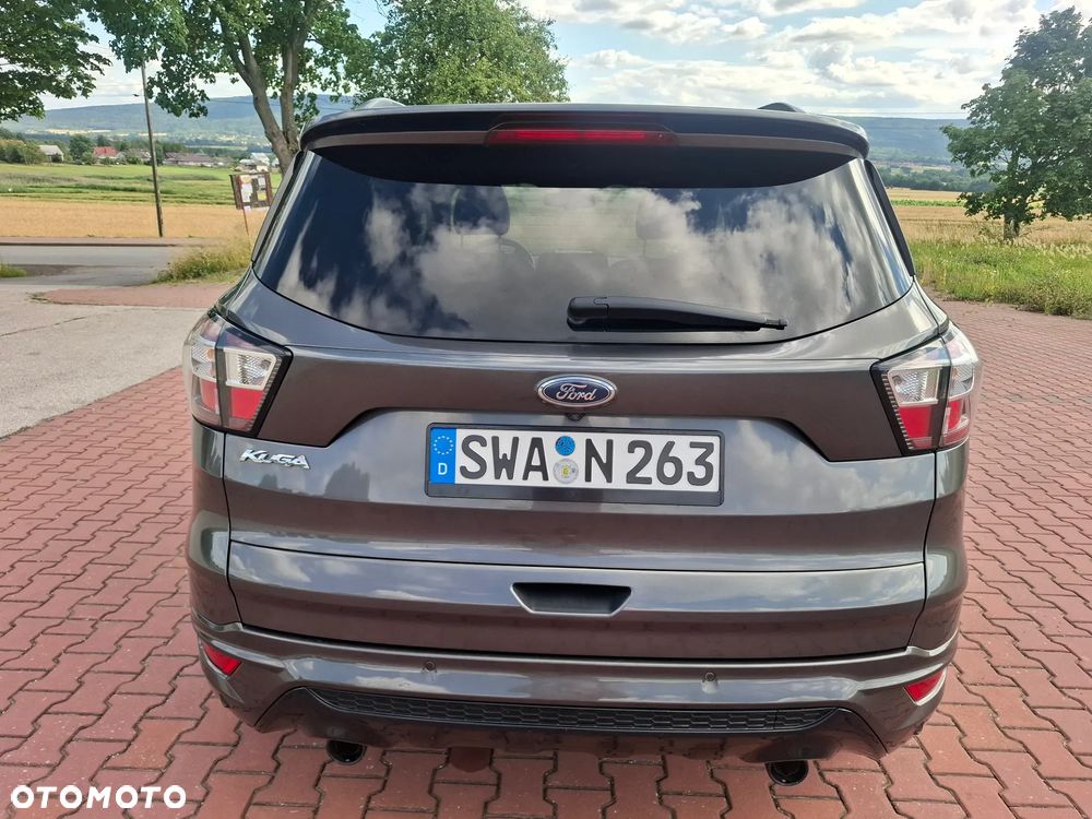 Ford Kuga 2.0 TDCi 4x4 ST-Line - 21