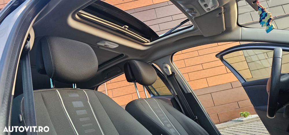 Renault Megane 1.5 dCi Sport Edition EDC - 9