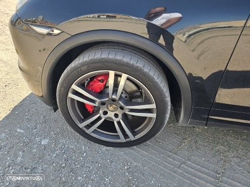 Porsche Cayenne Turbo Tiptronic S - 21