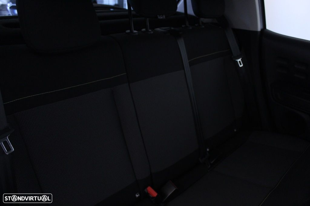 Citroën C3 1.2 PureTech Shine EAT6 - 15