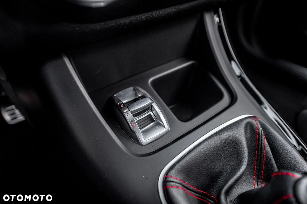 Alfa Romeo Giulietta 1.4 TB 16V Multiair Turismo - 33