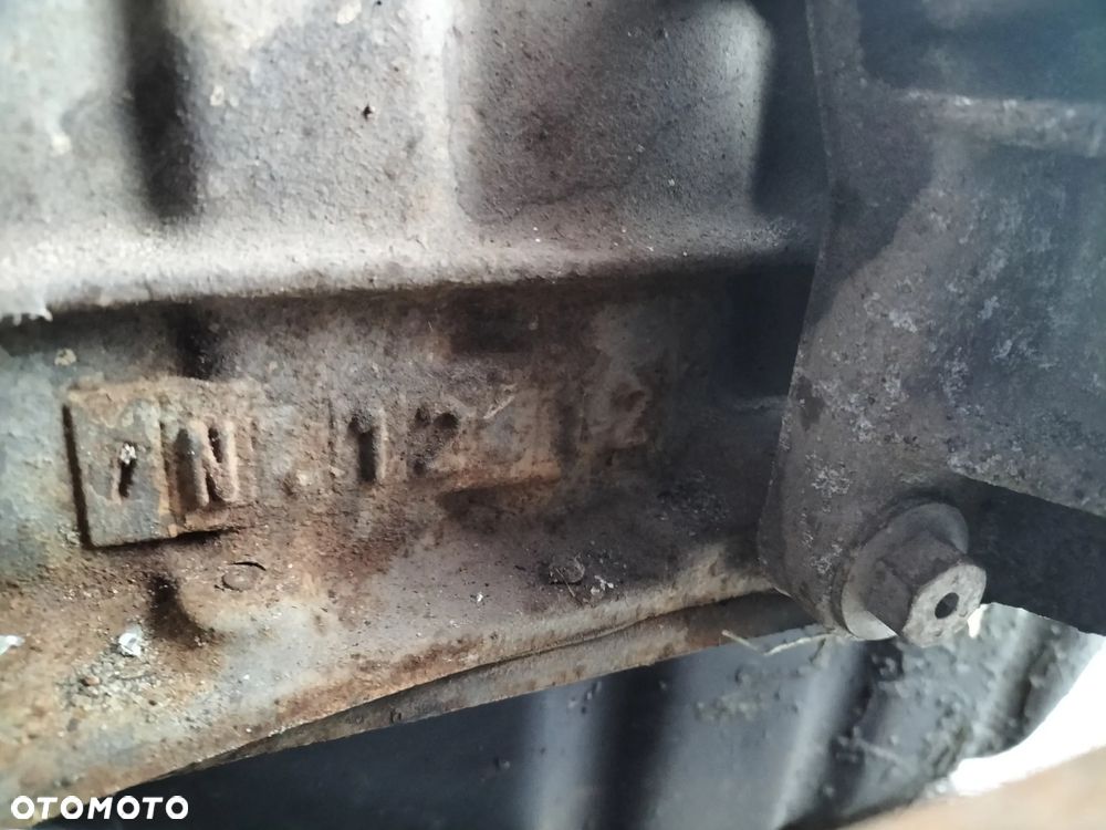 OSPRZĘT SILNIKA ALTERNATOR SPRĘŻARKA KLIMY ROZRUSZNIKRENAULT CLIO IV 1.2 BENZYNA D4F D740 - 7