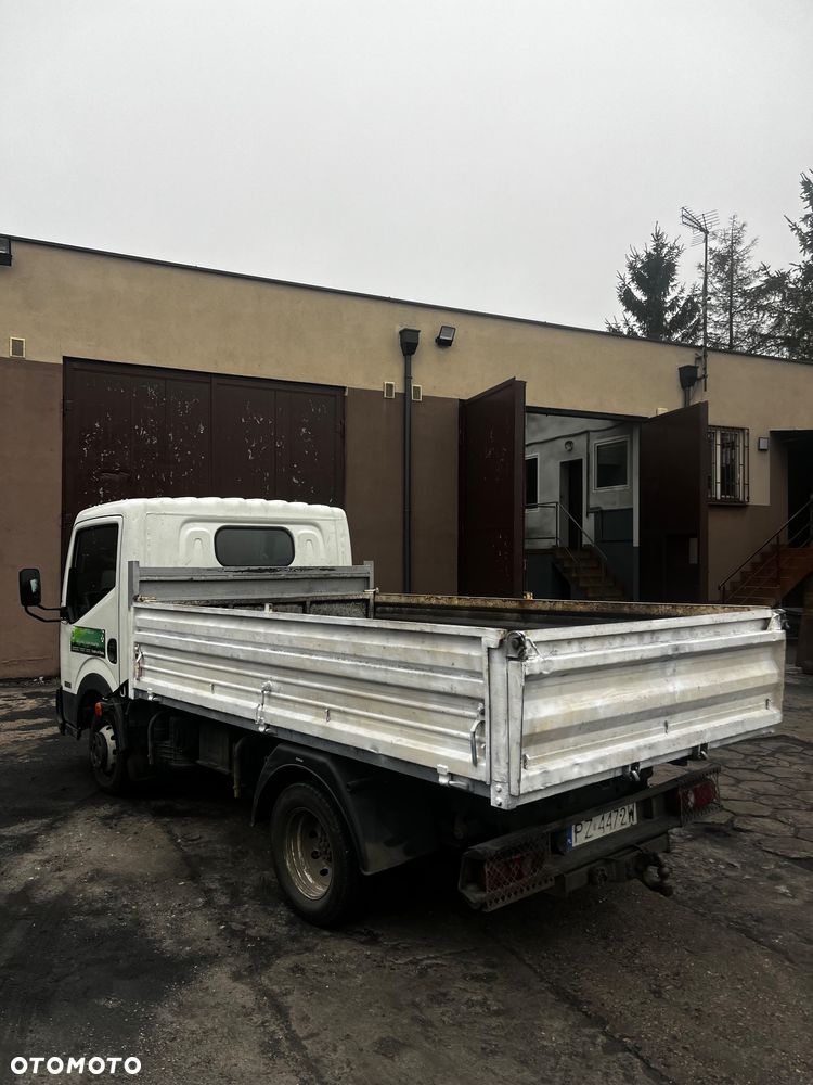 Nissan Cabstar 2.5 D - 2