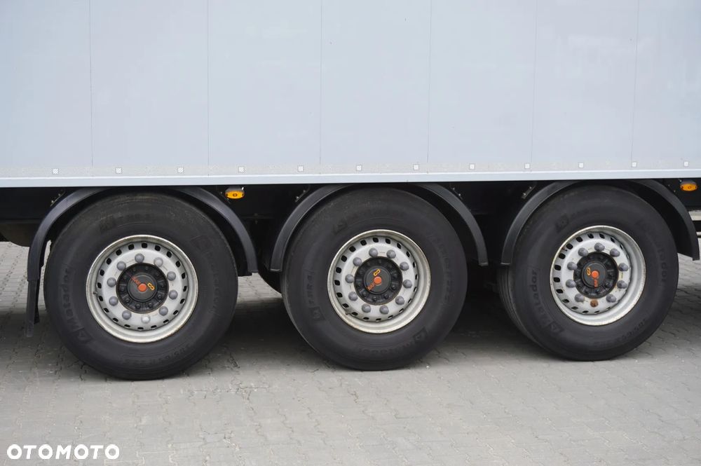 Schwarzmuller Ruchoma podłoga Schwarzmüller / 2022_232941 - 17
