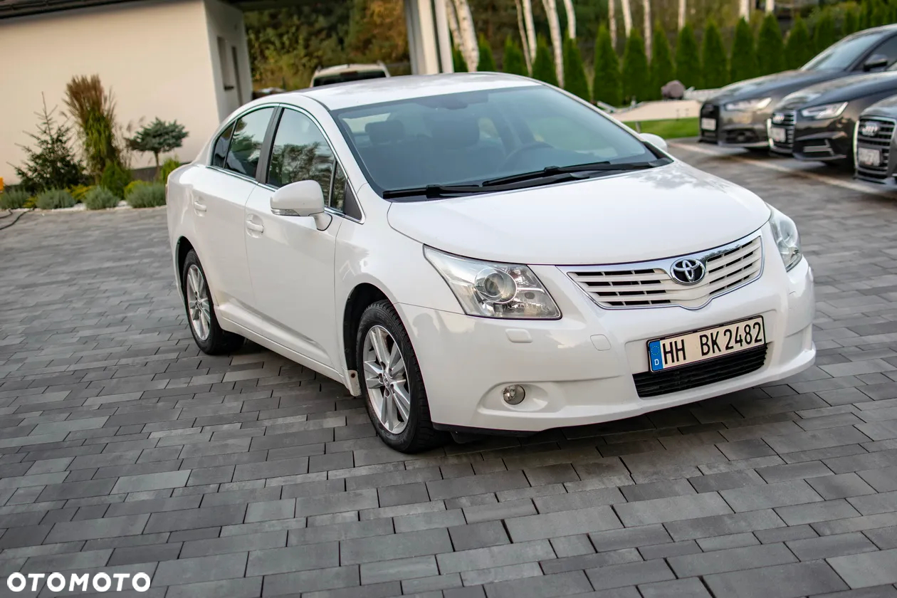 Toyota Avensis - 27