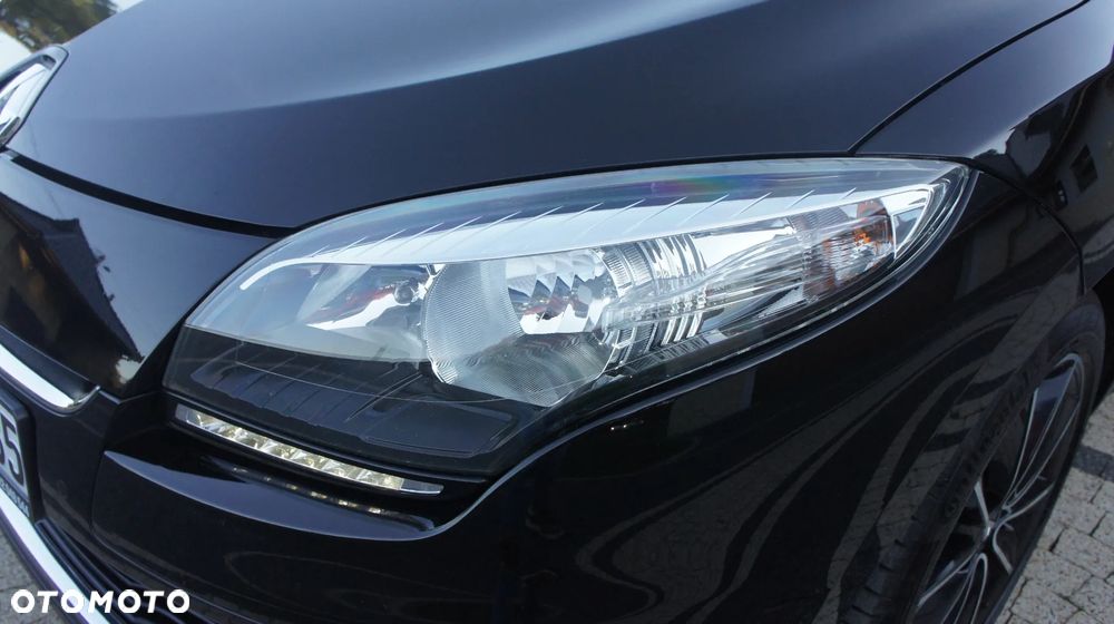 Renault Megane TCe 130 Bose Edition - 13