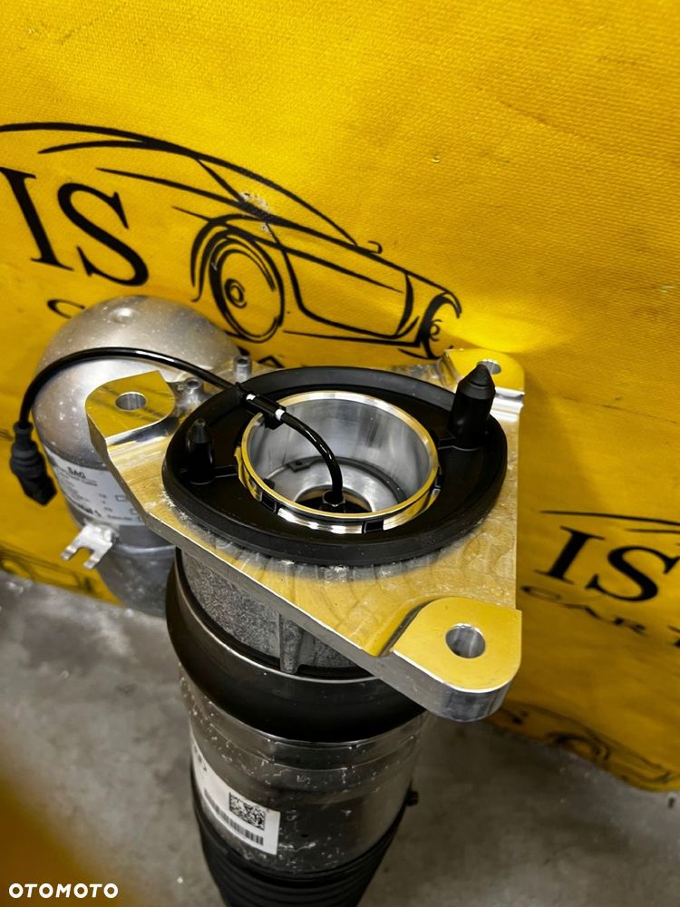 NOWY AMORTYZATOR PNEUMATYCZNY TYŁ TYLNY PRAWY AUDI A8 D5 - 9