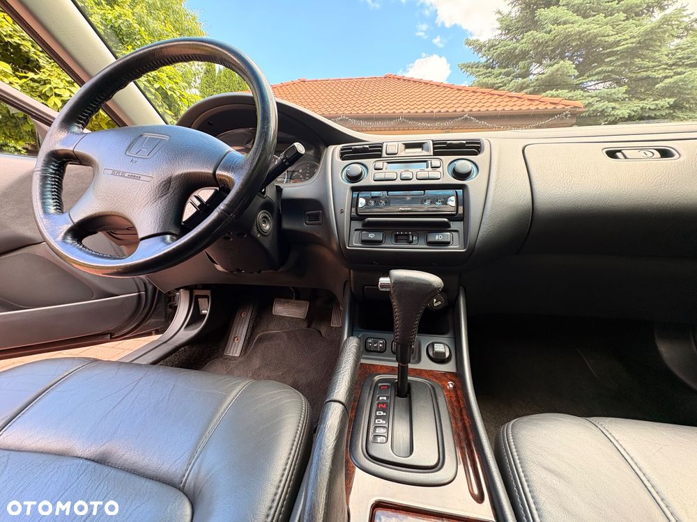 Honda Accord - 13
