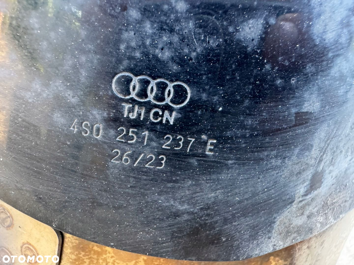 Zderzak KOŃCÓWKA WYDECHU LEWA Audi R8 4S LIFT 19-23 ORYGINAŁ ŁADNY STAN - 5