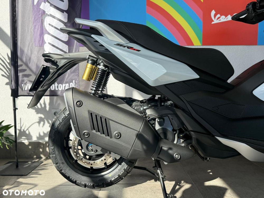 Aprilia SR - 8