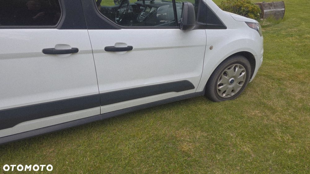 Ford Transit Connect - 8