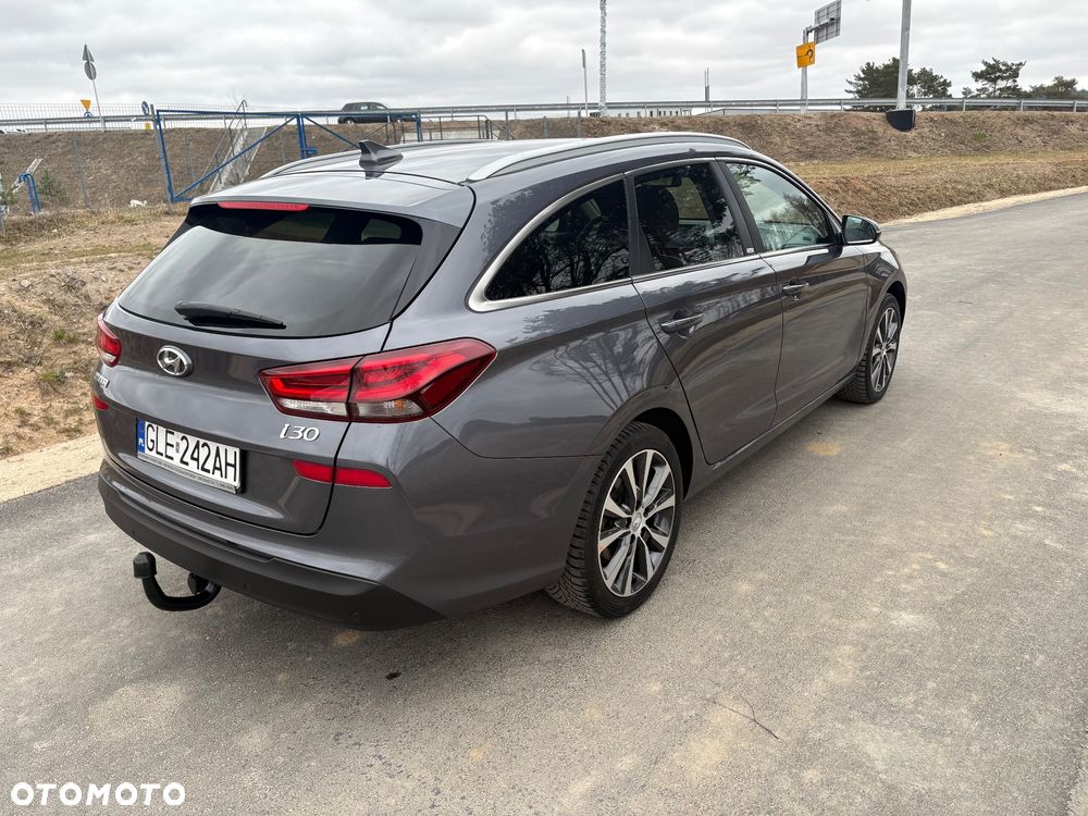 Hyundai i30 1.6 CRDI Premium DCT - 18