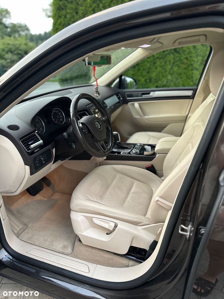 Volkswagen Touareg 3.0 V6 TDI BMT - 6