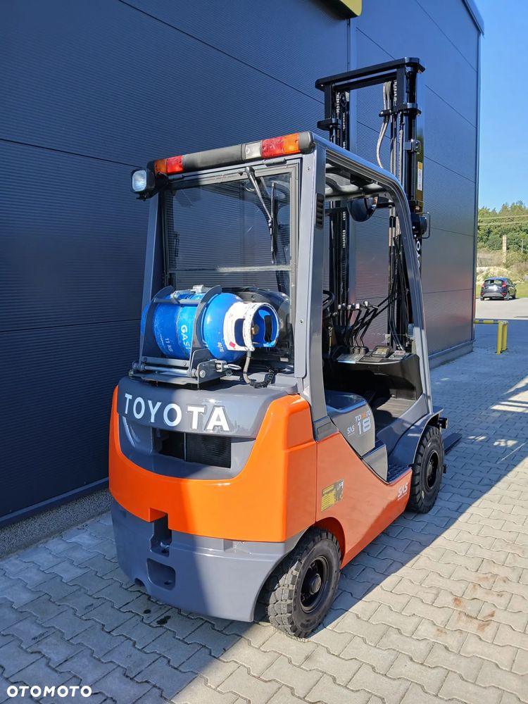 Toyota 02-8FGF18 - 6