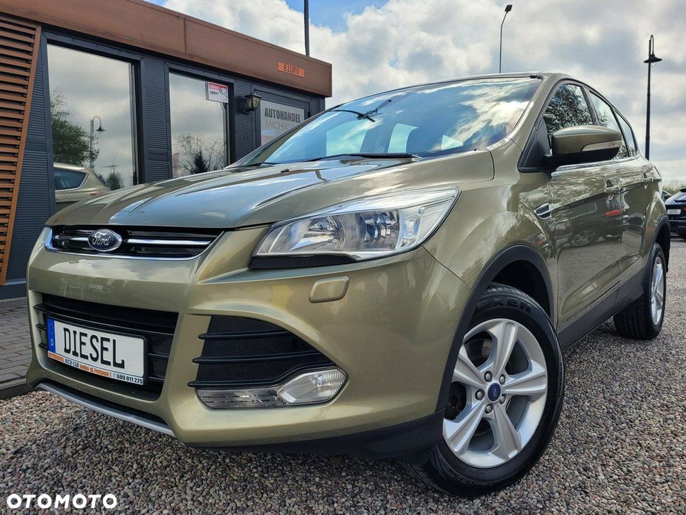 Ford Kuga - 38