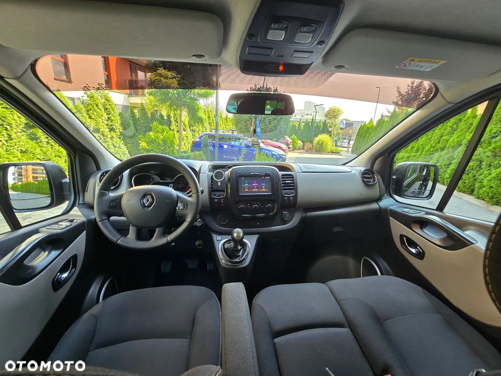 Renault Trafic - 13