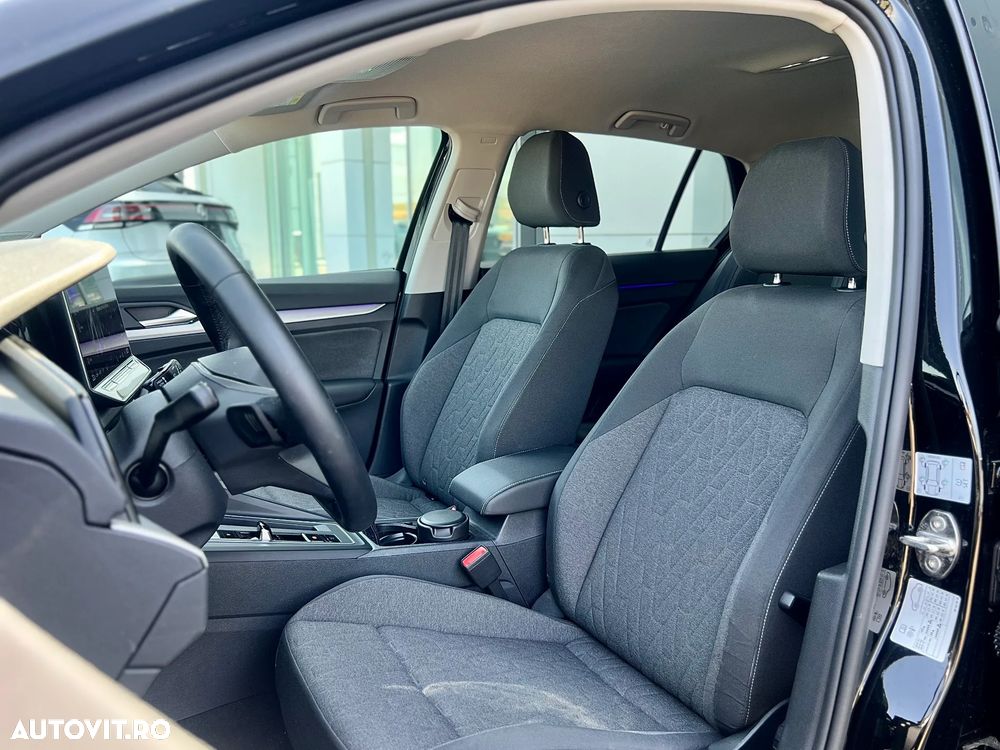 Volkswagen Golf - 13