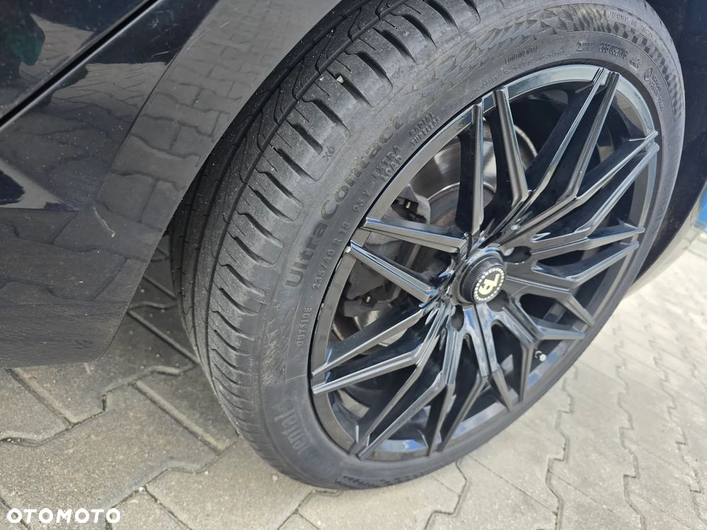 Audi A4 Avant 2.0 TDI - 13