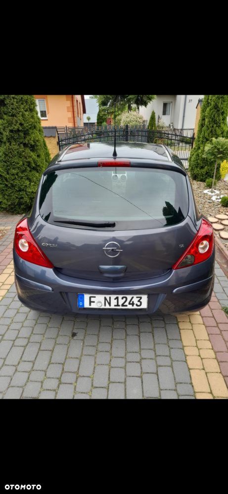 Opel Corsa - 10