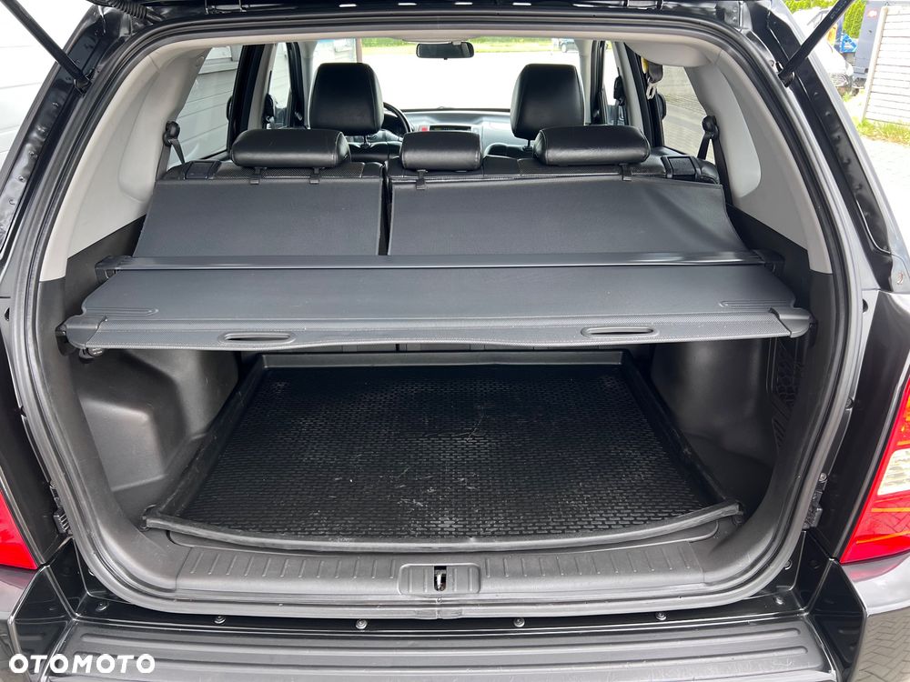 Hyundai Tucson 2.0 2WD FIFA World Cup - 13