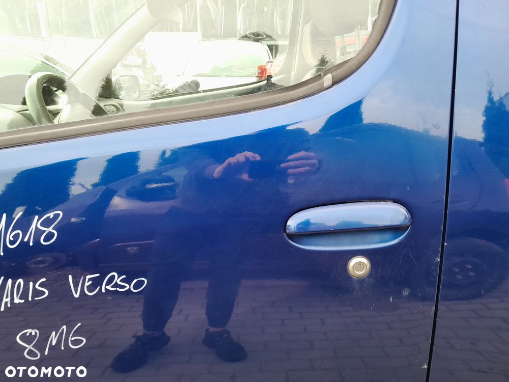 TOYOTA YARIS VERSO I DRZWI LEWE PRZEDNIE LEWY PRZÓD KOLOR: 8M6 - 3