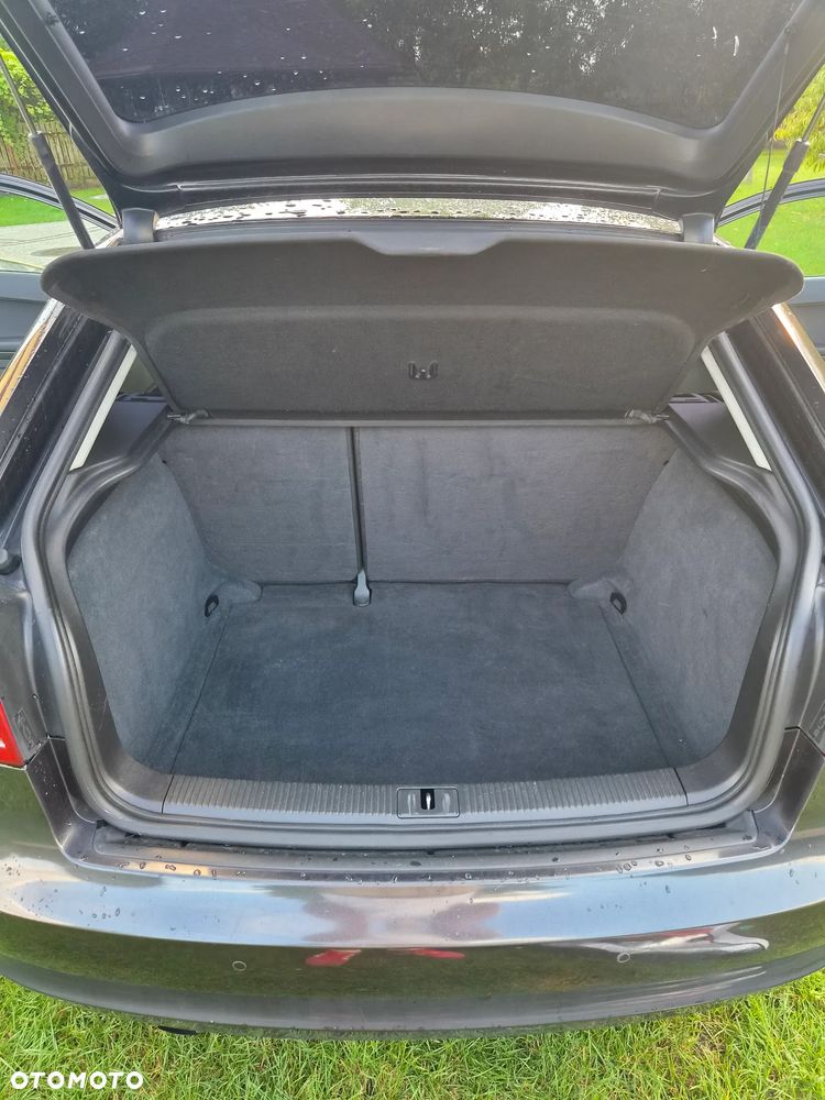 Audi A3 3-drzwiowe 1.6 TDI DPF Ambiente - 10