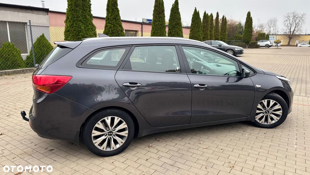 Kia Ceed 1.4 CVVT Spirit - 19
