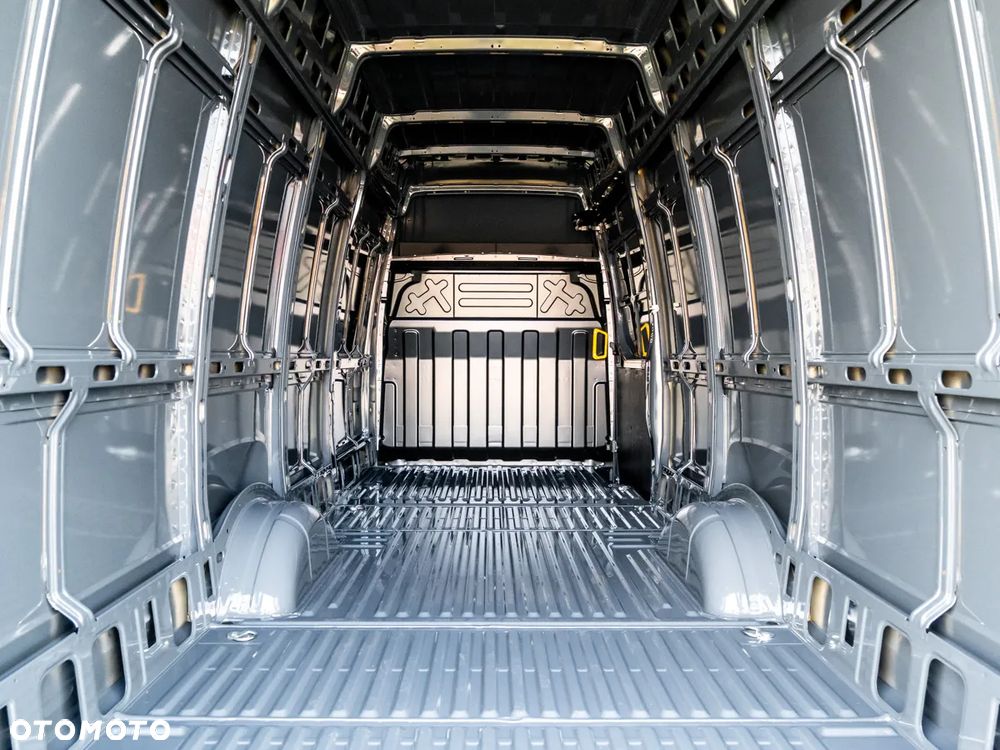 Iveco Daily 35S21HA8V 3.0 207KM L4H3 - 9