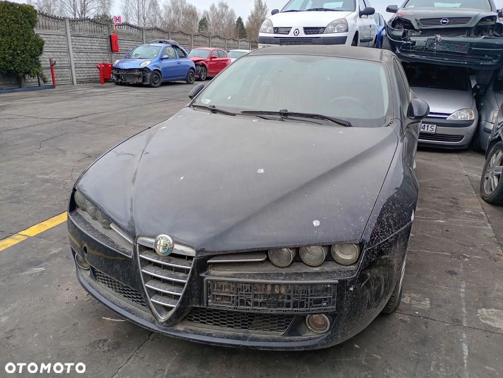 ALFA ROMEO 159 2.4 JTDM KOMBI LAMPA TYŁ TYLNA PRAWA LEWA - 17