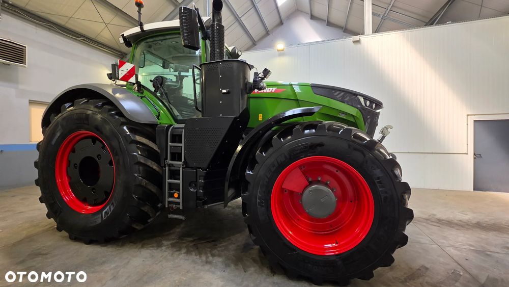 Fendt Fendt 1050 Vario Profi Plus 1042 Vario 942 s4  939 Vario Valtra S New Holland T8 T9 - 8