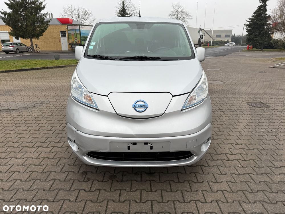 Nissan NV200 Evalia - 5
