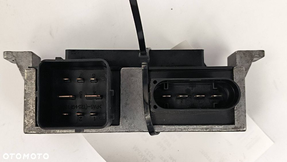 PRZEKAZNIK RENAULT MASTER III - 3