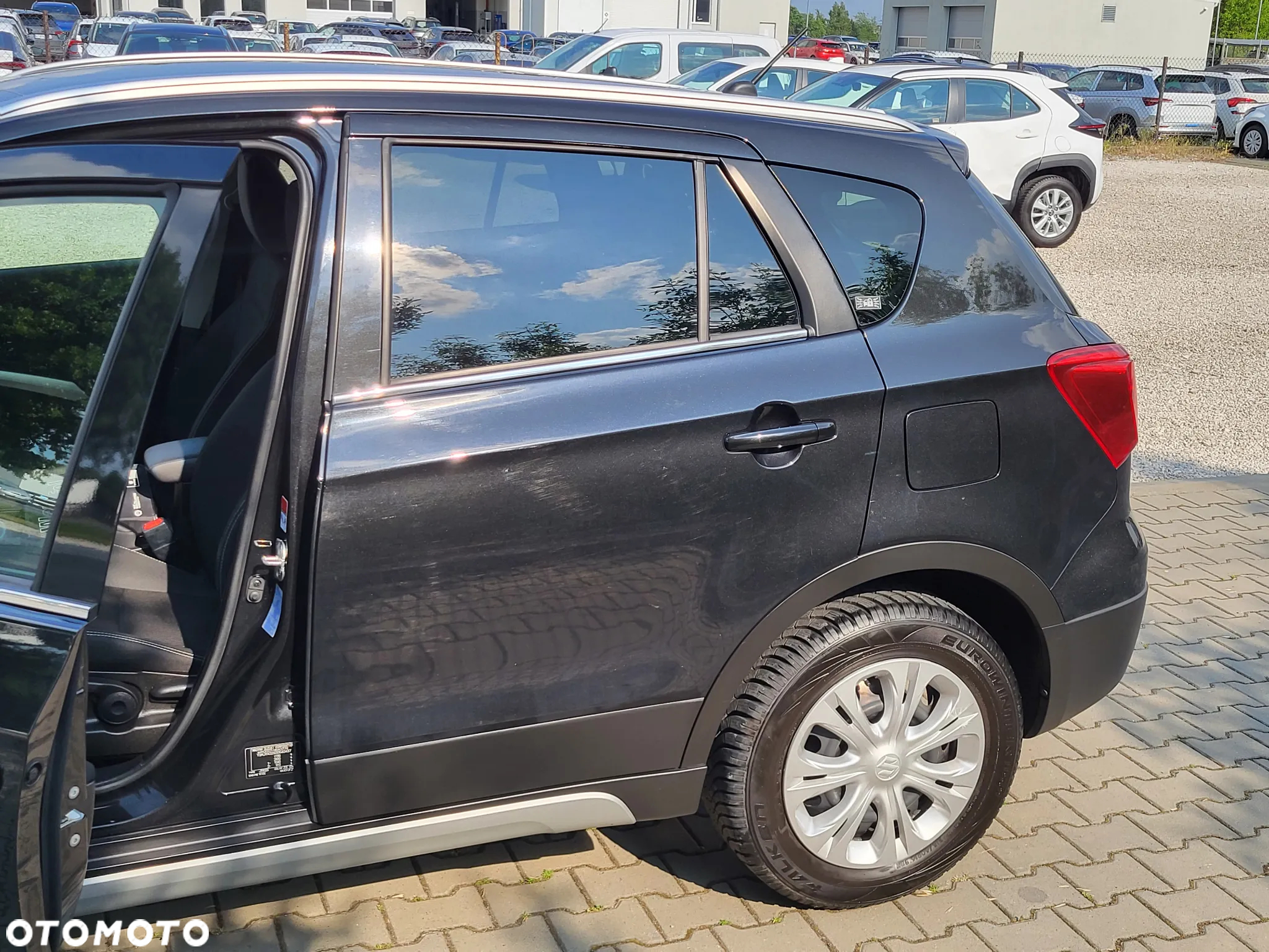 Suzuki SX4 S-Cross 1.0 T Premium - 9