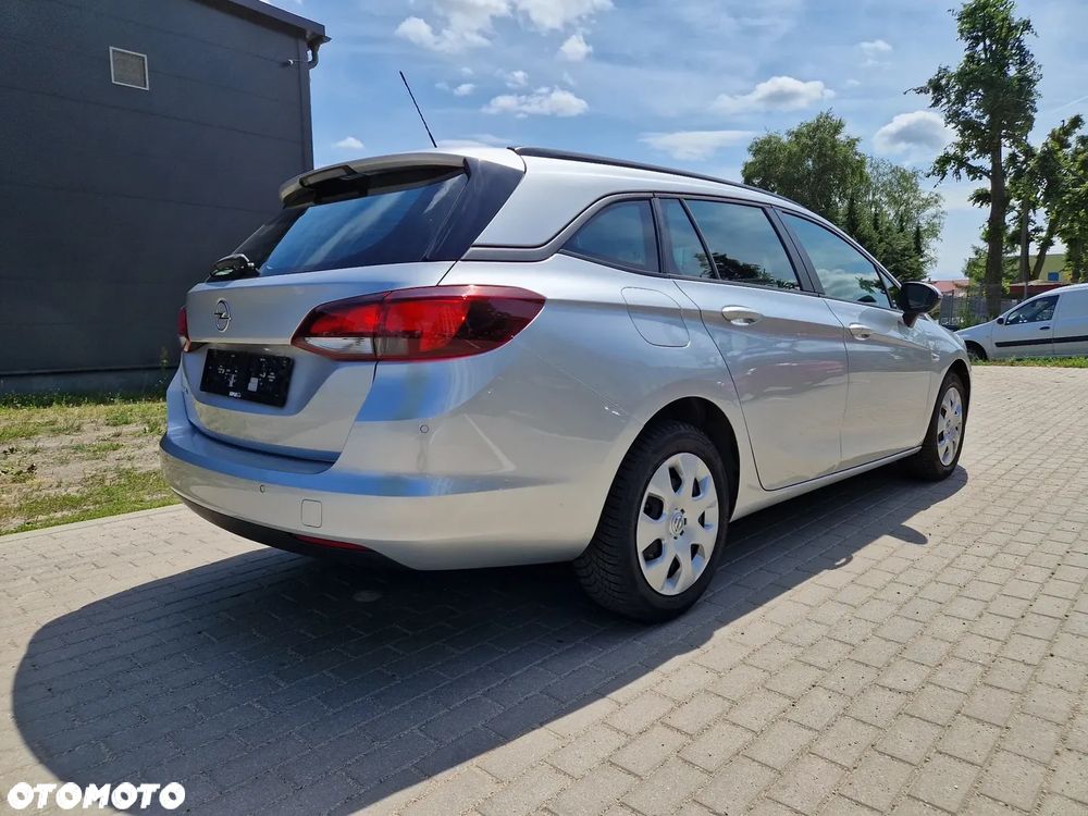 Opel Astra 2019 photo 4