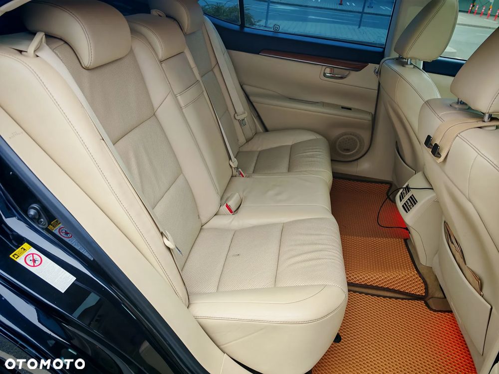 Lexus ES - 17
