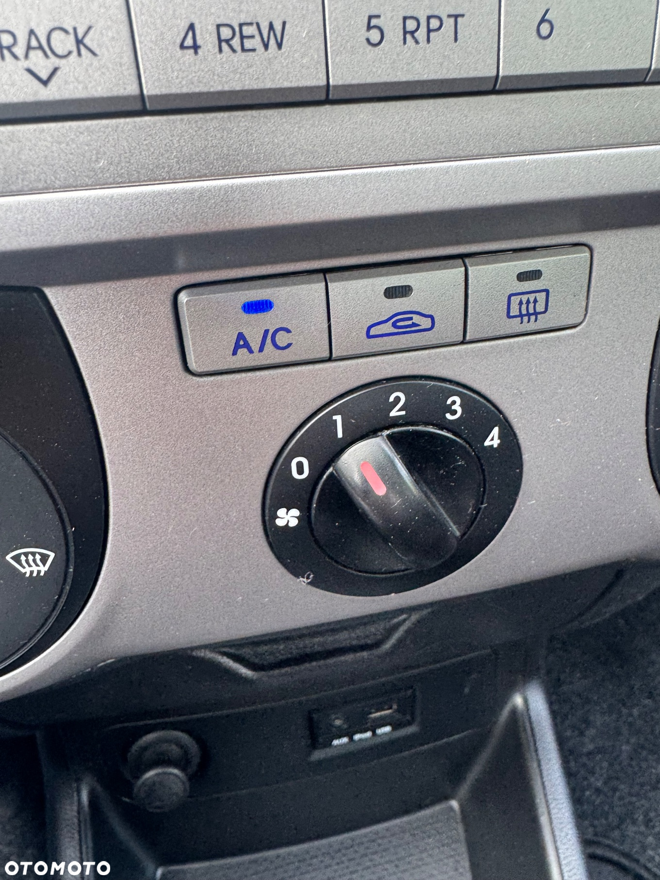 Hyundai i20 1.2 FIFA WM Edition - 20
