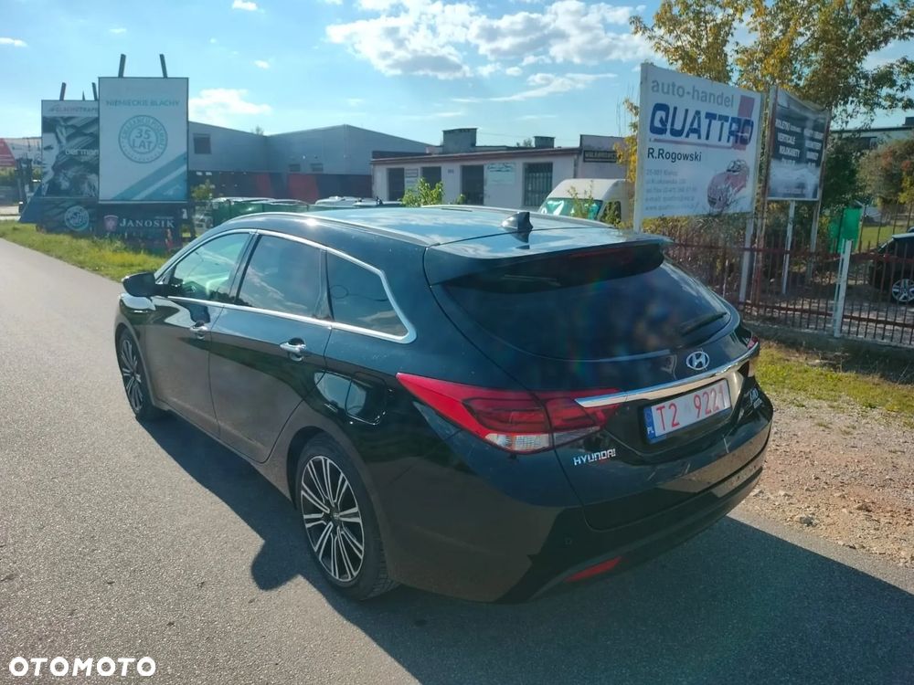 Hyundai i40 Kombi 1.7 CRDi Premium - 5