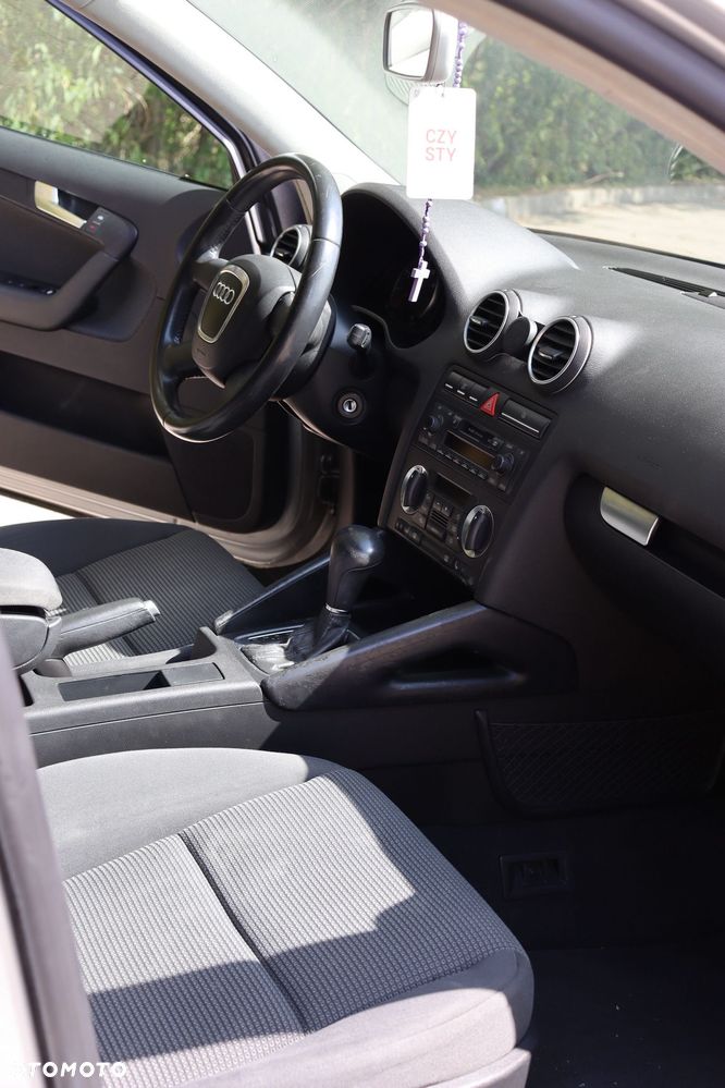 Audi A3 Sportback 2.0 FSI Ambiente Tiptr - 15