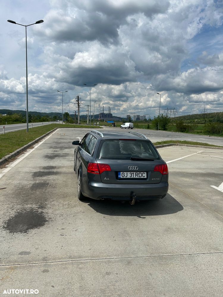 Audi A4 Limuzina - 2