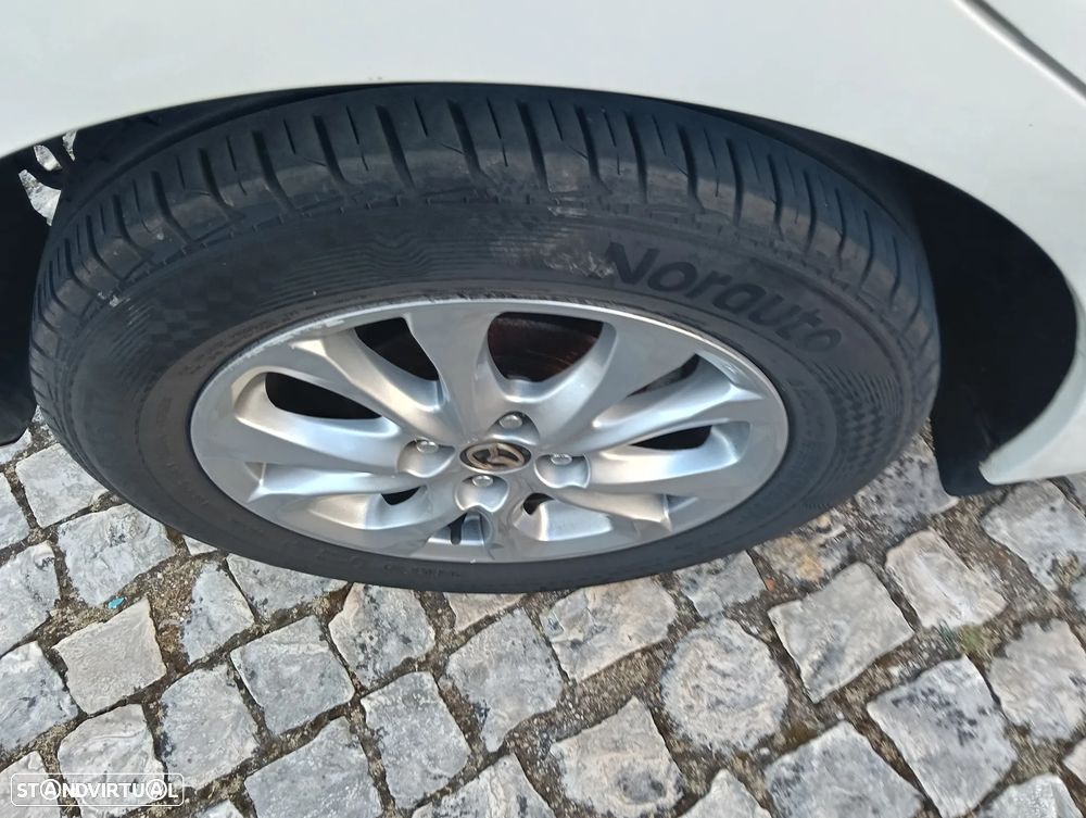 Mazda 2 1.5 Sky.Evolve Navi - 14