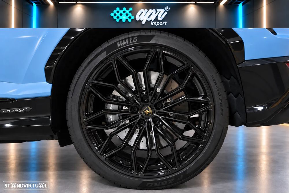 Lamborghini Urus 4.0 V8 SE - 21