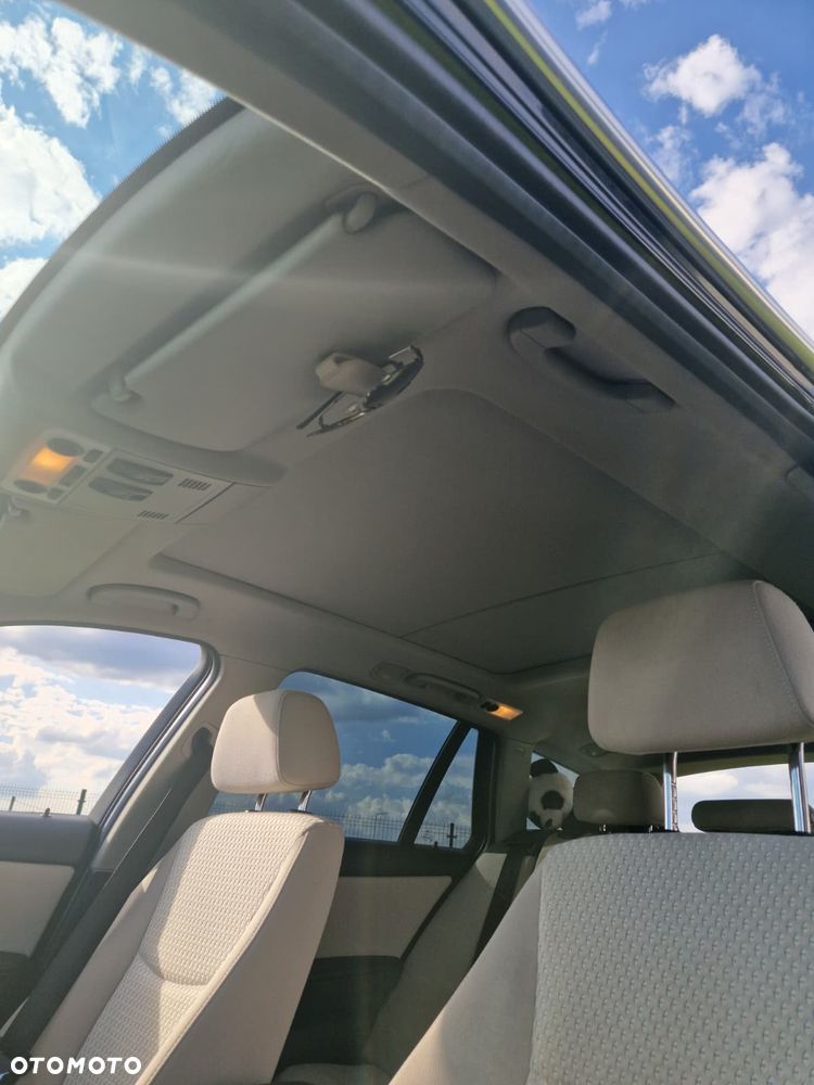 BMW Seria 3 320d - 10