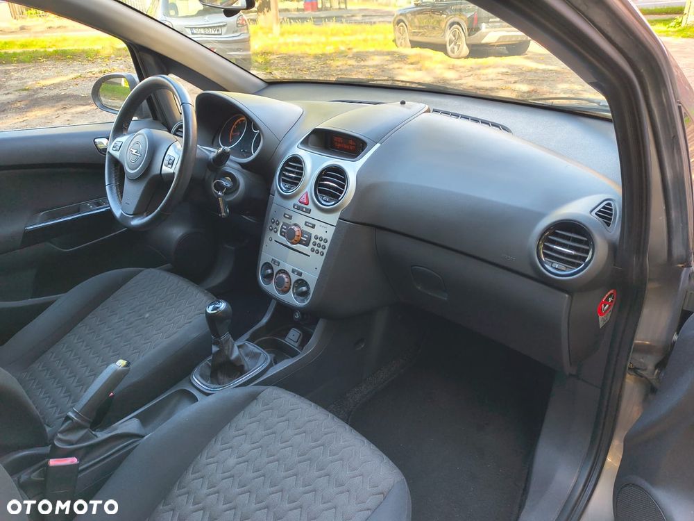 Opel Corsa - 6