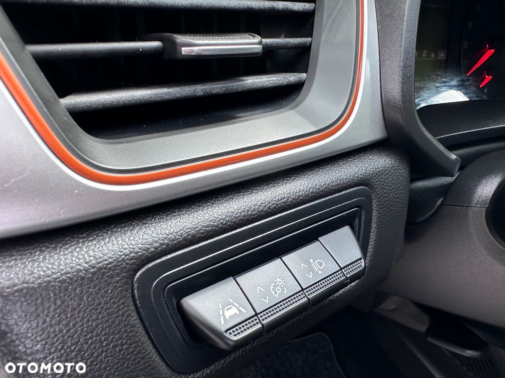 Renault Captur TCe 90 INTENS - 16