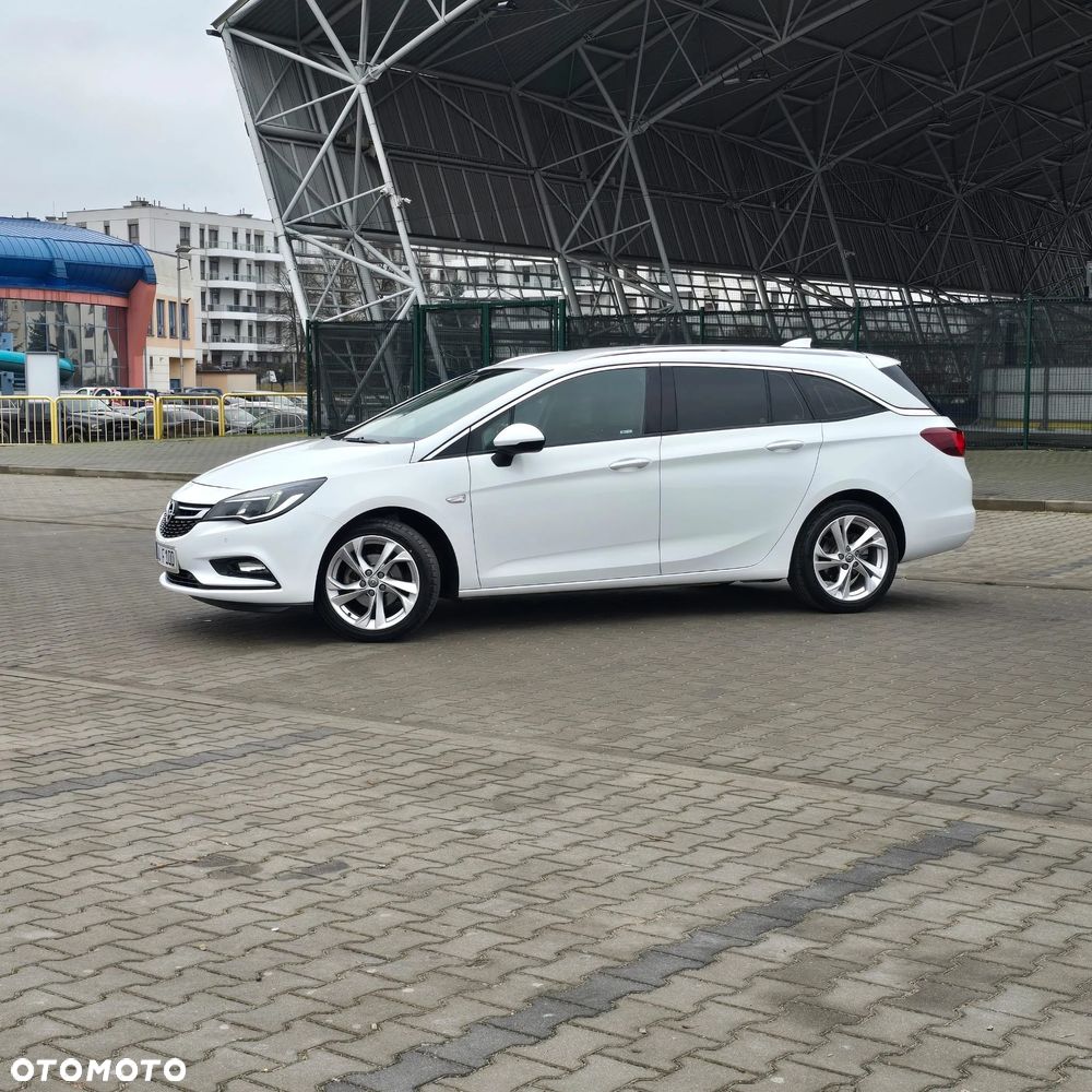 Opel Astra 1.4 Turbo Innovation - 11