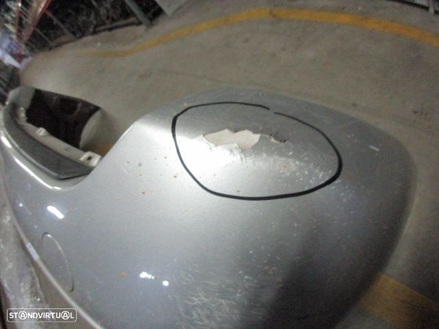 Parachoques Pc1583 FORD FOCUS 2000 1.4 75CV 5P CINZA TR Danificado - 3